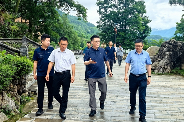 1750832852181034.jpg 调研照片-花田乡.jpg